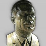 Buste de Daniel Johnson par Paul Lancz